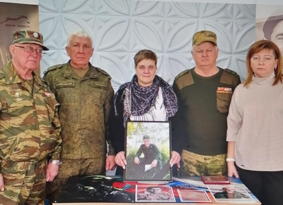 «Парта героя» - участника специальной военной операции Дмитрия Новикова - теперь будет в колледже в Камышине