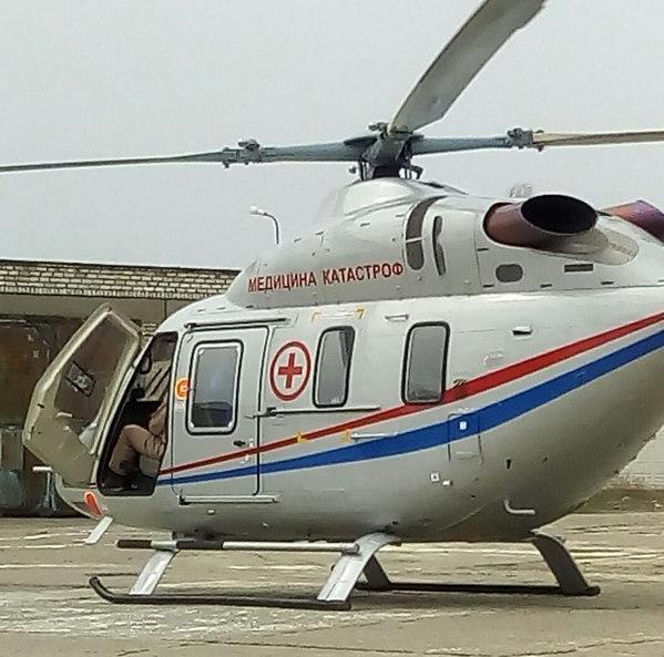 Вертолет медицинской службы увез тяжелого больного из Камышина в Волгоград