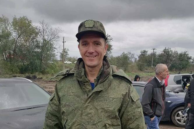 В Волгоградской области земляки проводили в последний путь со всеми почестями снайпера Александра Левшина, погибшего в СВО