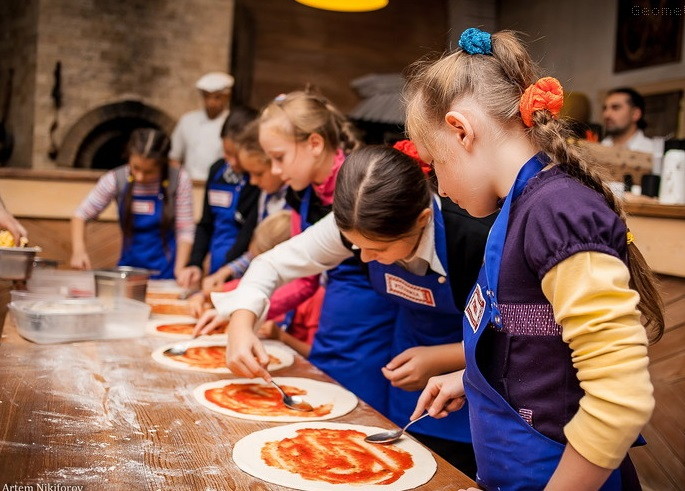 Сайт «Блокнот Камышин» открывает набор детей на мастер-класс «Маленький поваренок»