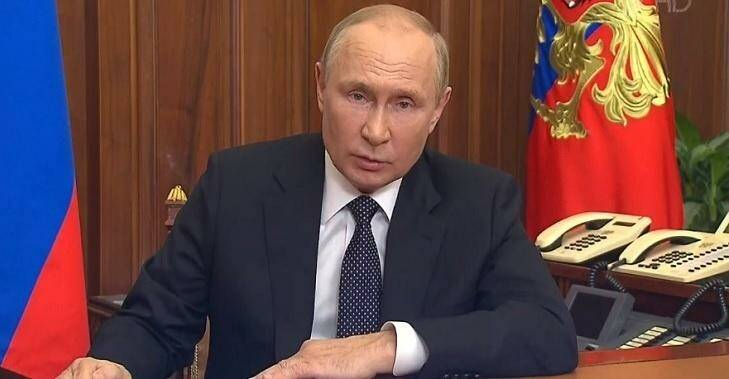 Владимир Путин после получения докладов о взрыве на Крымском мосту распорядился создать правительственную комиссию