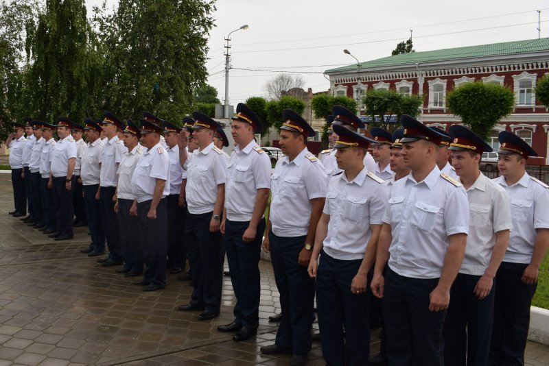 Торжественное мероприятие в Камышине началось с построения личного состава ИК № 24