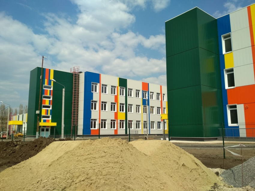 В Камышине пошел «обратный отсчет» до дня сдачи новой школы в районе бухты