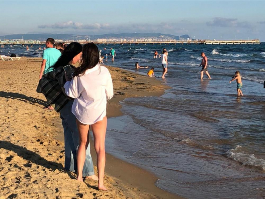 Власти Краснодарского края объявили о штрафах для непривитых туристов: стоит учесть камышанам, отправляющимся к морю «дикарями"