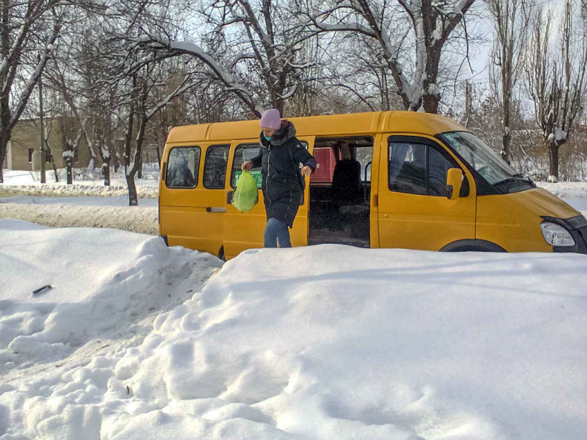 Администрация Камышина объявила, что в плане вывоза снега 27 января «Благоустройство» сосредоточится на улице Кубанской с погрузчиком