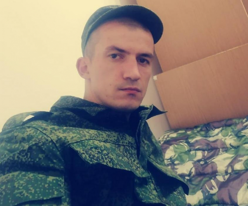 «Всем удачи, свидимся еще»: в Волгограде впервые простились с погибшим мобилизованным Сергеем Горбуновым