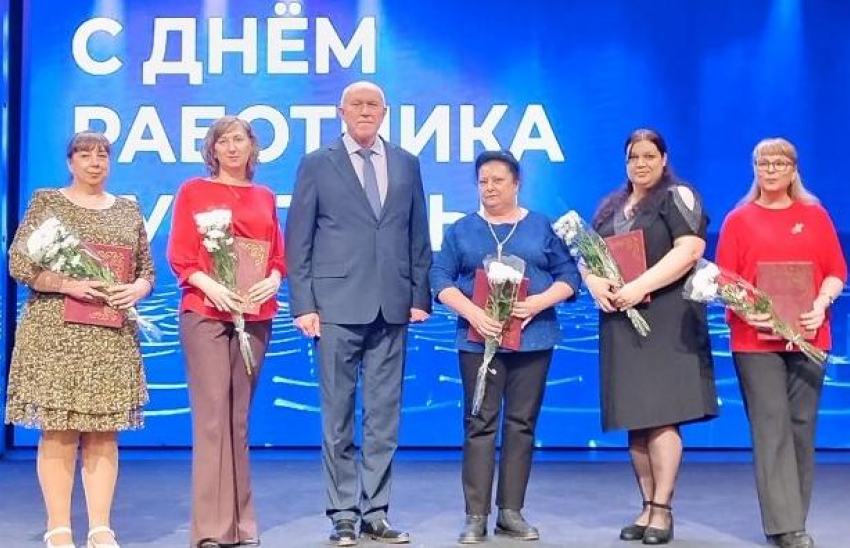 В Камышине на передовой культуры - женский «десант» 