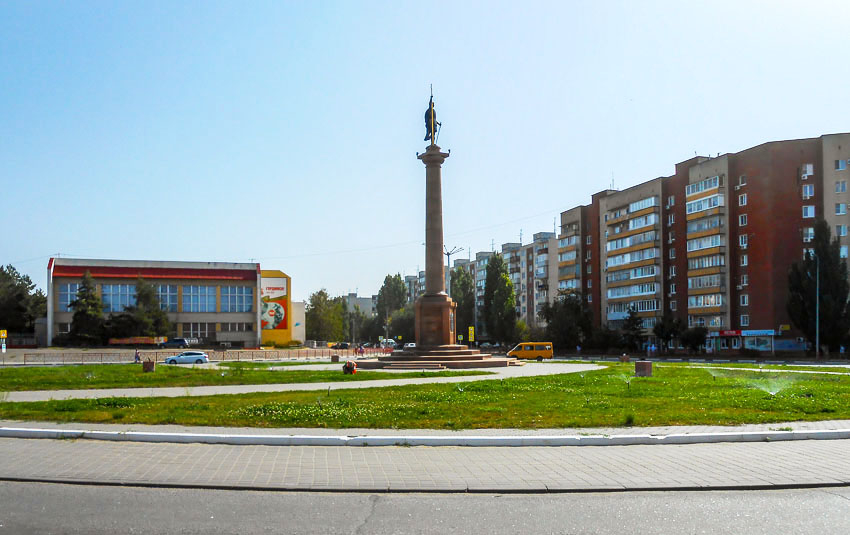 В Камышине больше никогда не будут выращивать цветник на привокзальной площади? - камышанка