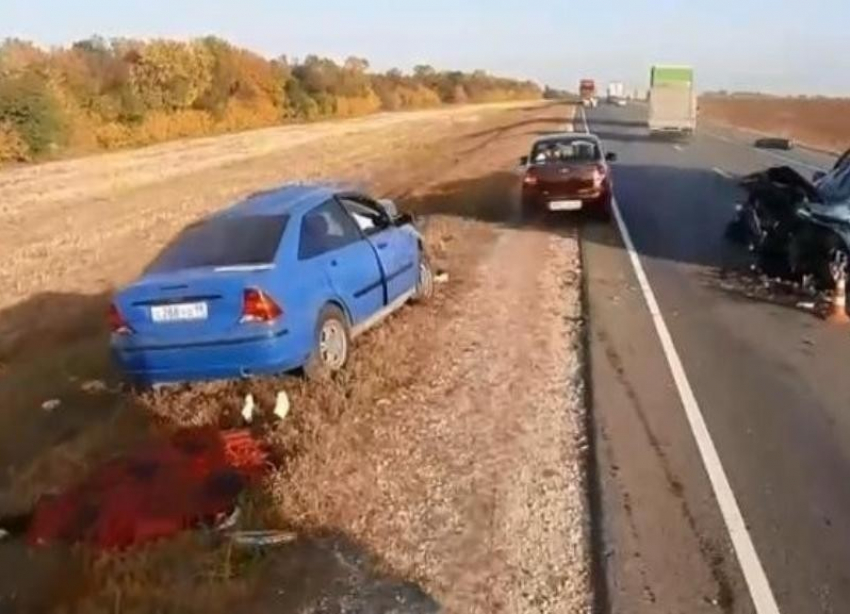 Пытался объехать фуру: появились подробности страшной аварии с погибшим мужчиной и двумя пострадавшими (ВИДЕО), - «Блокнот Волгограда"