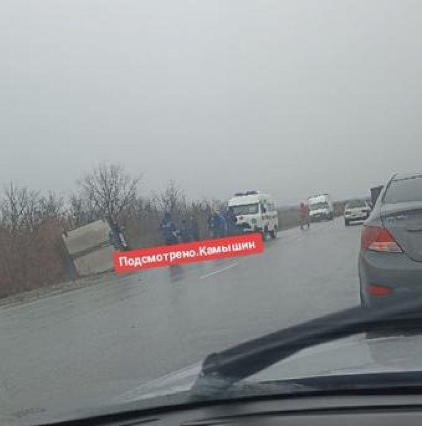 Камышане сообщают о «скорой» на месте ДТП на дороге между Петровым Валом и Камышином
