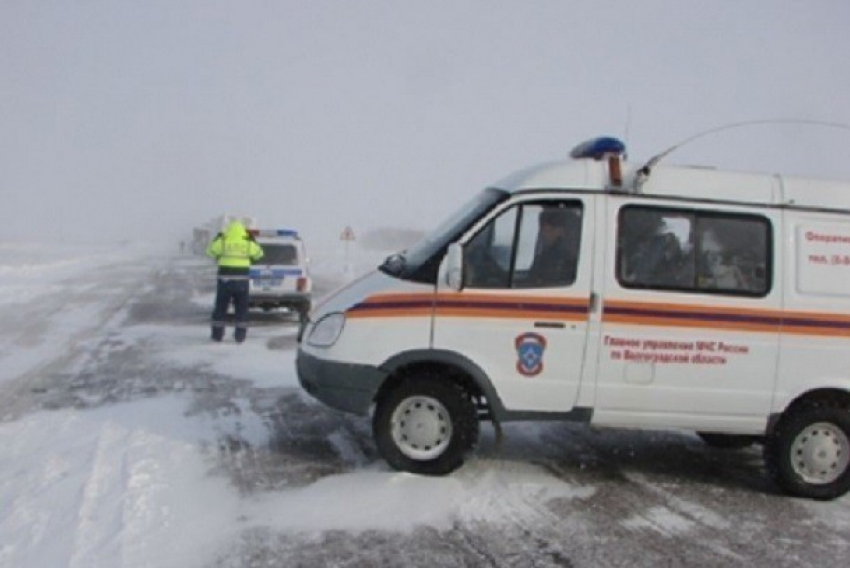 Из-за непогоды в Волгоградской области закрыли ростовскую трассу