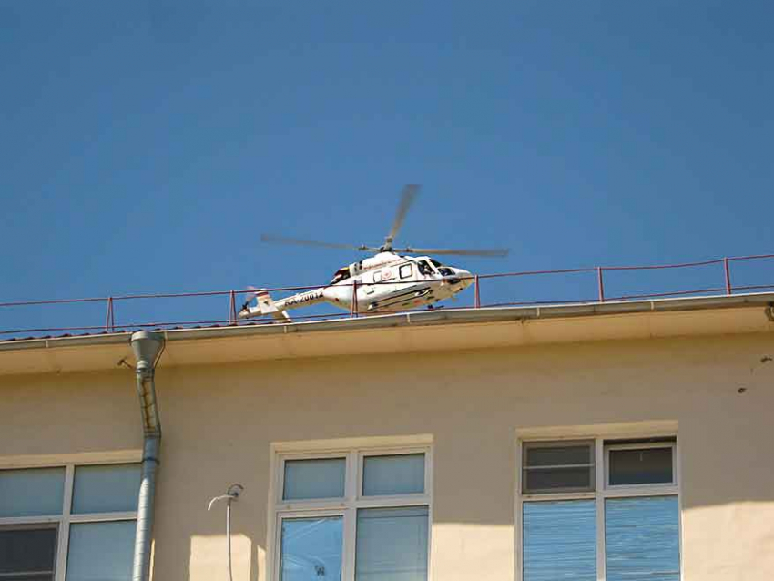 Больше 100 раз с начала года вертолет увозил спасать пациентов из городов и поселков региона в Волгоград, чаще всего - опять из Камышина