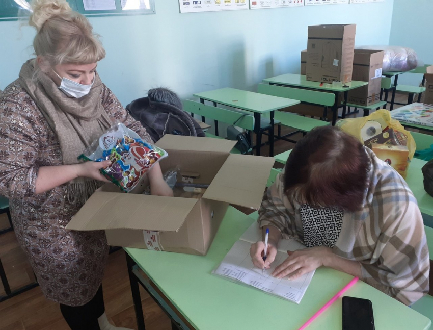 Камышане спрашивают, куда можно принести гуманитарную помощь беженцам с Донбасса