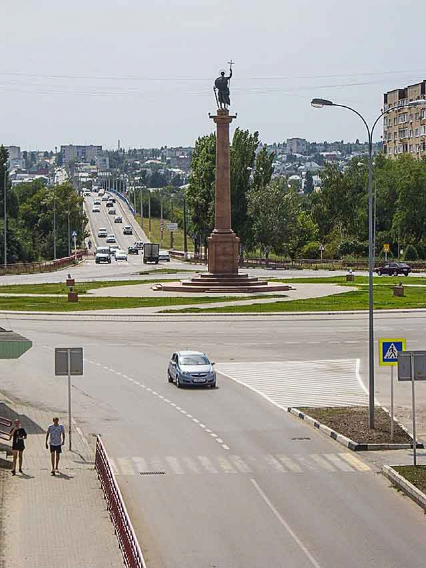 Кроме Станислава Зинченко заявления о намерениях стать главой Камышина  подали два директора - Денис Дроненко и Валерий Гербер