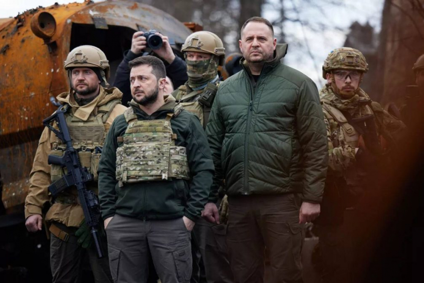 Новости СВО на утро 25 июля: Ермак спит с Зеленским в бункере, британцы за отставку президента Украины, отключение Starlink у ВСУ