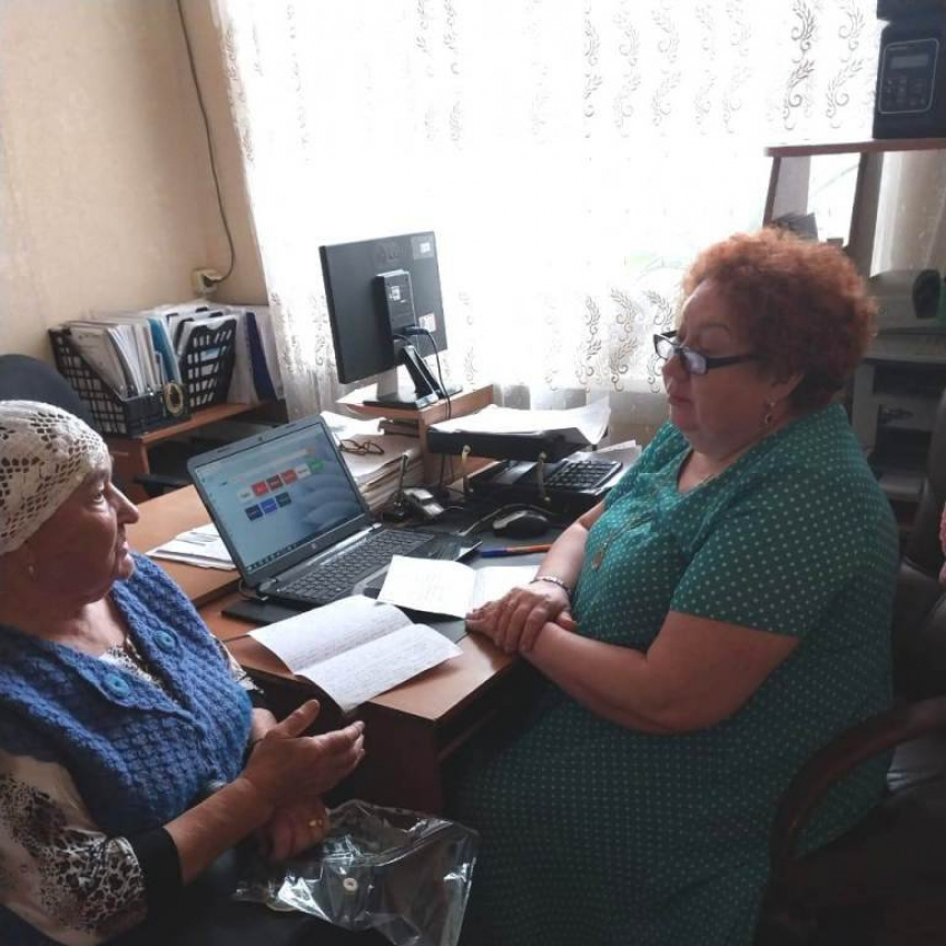 На сайте Камышинской городской думы «обобщенно» рассказали, что депутат Любовь Филимонова провела прием избирателей