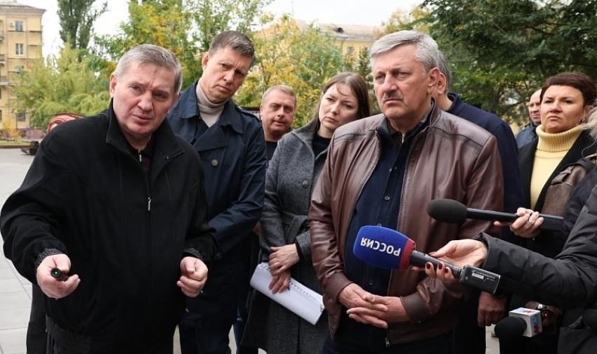 Андрей Бочаров рассказал журналистам, где появится транспортно-пересадочный узел; когда делал «подход к прессе» Станислав Зинченко - и не вспомнить