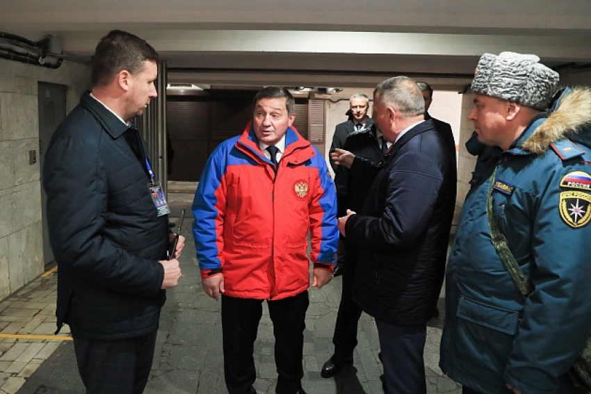 Андрей Бочаров спустился в подземную станцию, чтобы проверить, надежно ли в ней укрывать людей при ЧС