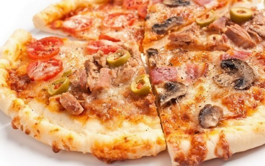 Камышинская пиццерия «Додо» была вынуждена пригласить возмущенную посетительницу с детьми съесть пиццу повторно за счет фирмы