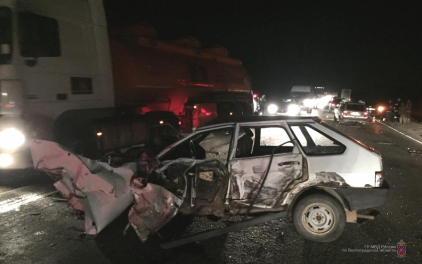 Пьяный водитель направлявшийся в сторону Камышина протаранил четыре автомобиля