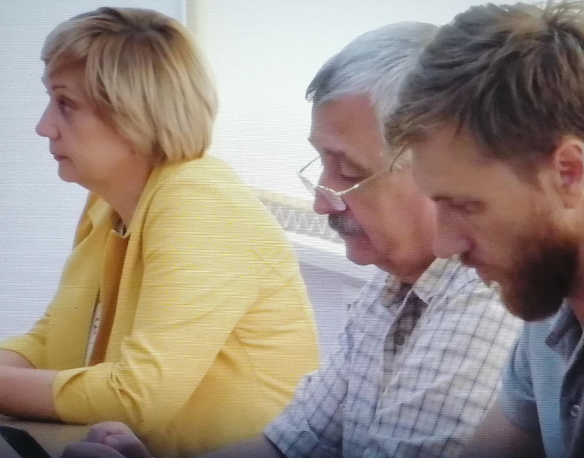 В России решили повнимательнее присмотреться к расходам директоров школ и главврачей государственных учреждений здравоохранения