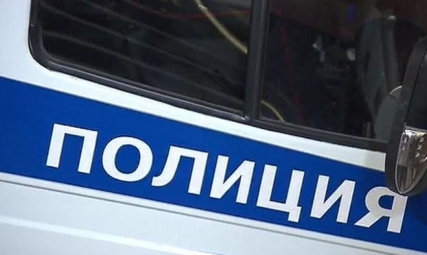 В Камышине полиция задержала угонщика такси, отправившего водителя за сигаретами