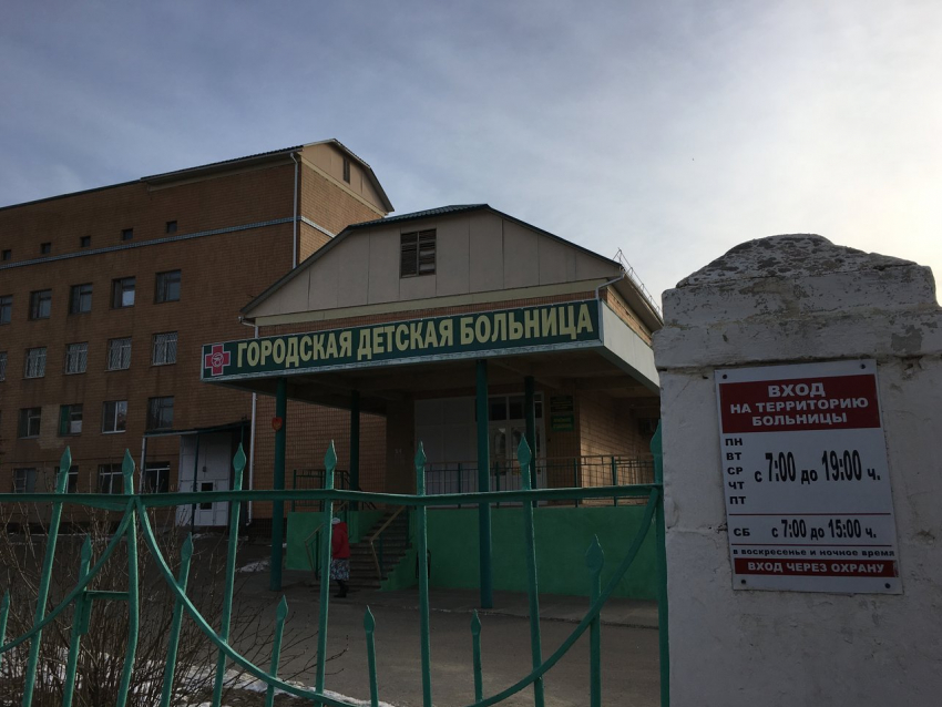 Муниципальное ТВ Камышина сообщило о пожаре в детской городской больнице