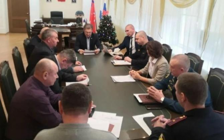 Глава Камышина Станислав Зинченко показал, сколько стоит «тащить» городу раздутый муниципальный долг - это десятки миллионов каждый год