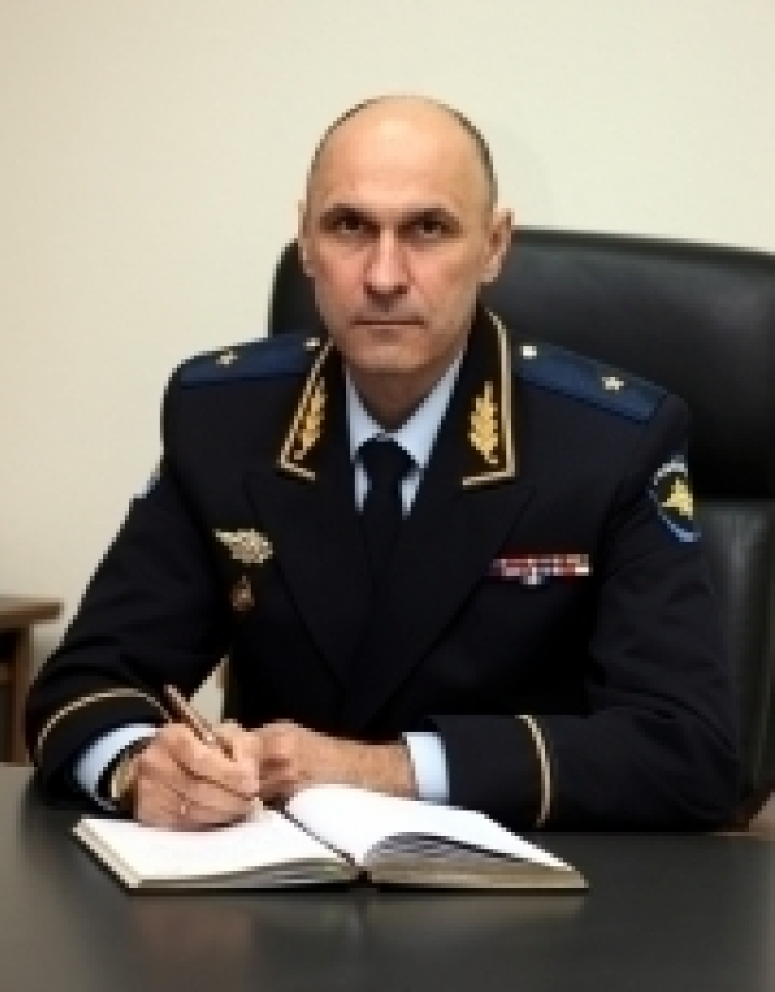 Генерал-майор юстиции из Волгограда вошел в число 11 генералов, которых 6 апреля освободил от занимаемых должностей своим указом президент 