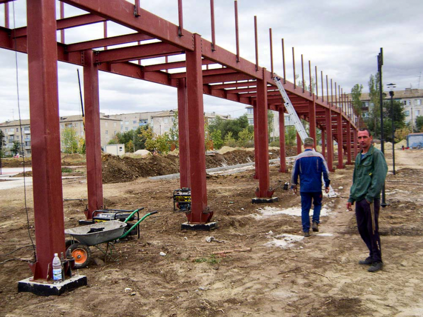В Камышине через парк Текстильщиков решили соорудить пешеходно-велосипедный мост