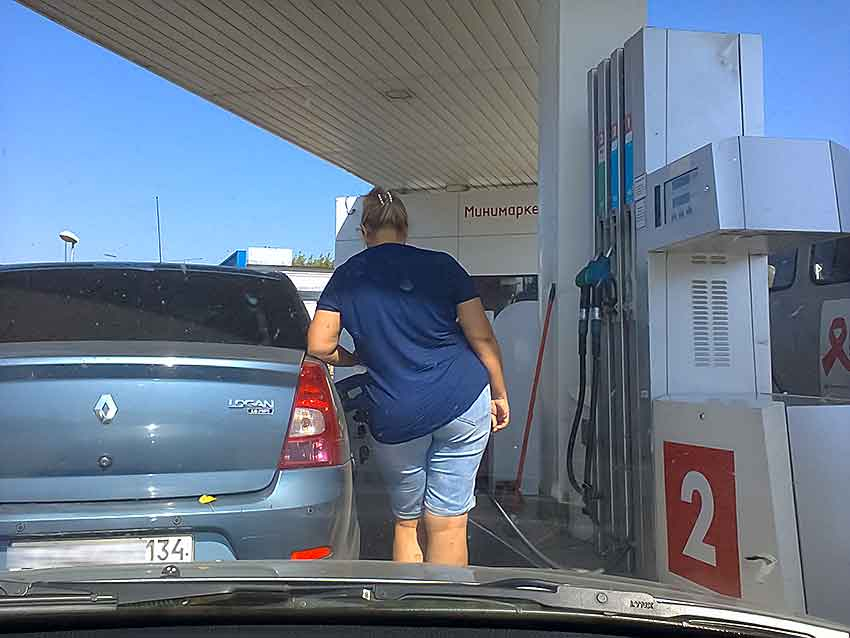 В Волгоградской области цены на бензин «замерли"