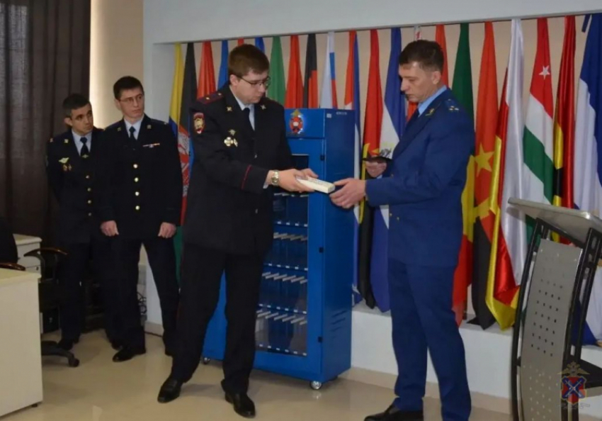 Следователи регионального Главка МВД впервые в России вручили фигурантке уголовного дела  электронное обвинительное заключение