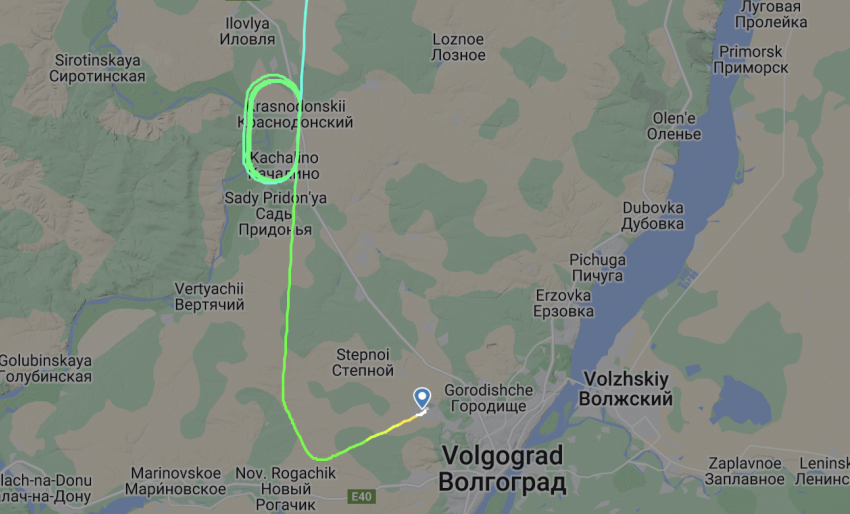 Что за странный самолет делал круг за кругом над Волгоградом вчера, 17 июня?