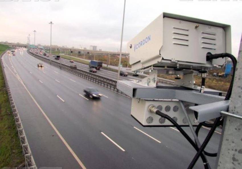 Больше всего камер видеофиксации ГИБДД установлено на дорогах, которыми часто пользуются камышинские водители