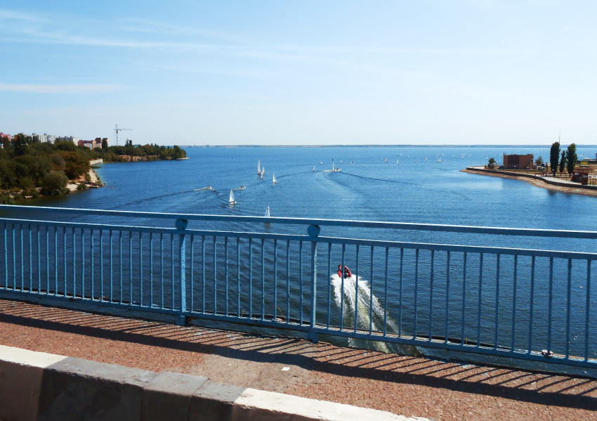 Парад яхт в акватории Камышина заворожил горожан