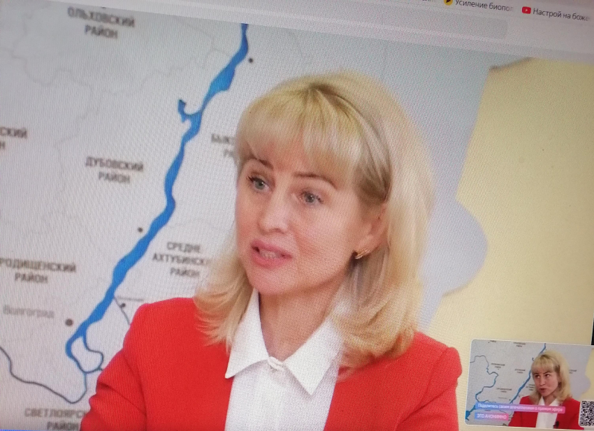 Глава Камышинского района Елена Береговая заявила в прямом эфире, почему а перспективе можно ждать снижения цены на молочную продукцию «Любимого города» (ВИДЕО)