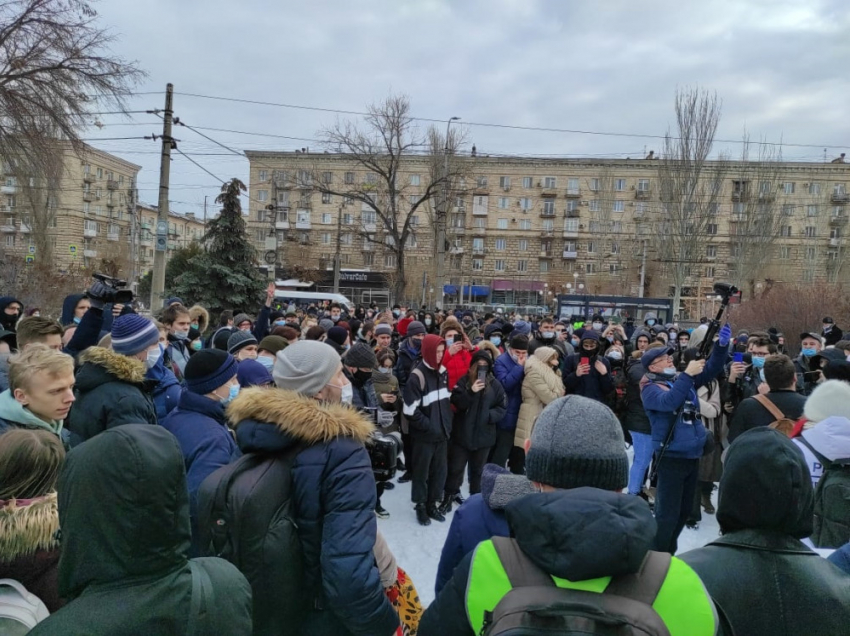 В Волгограде протестуют сторонники Навального, - «Блокнот Волгограда"