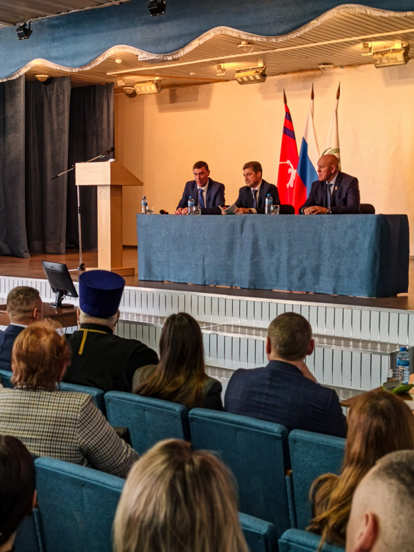 Глава Камышина на отчете не прокомментировал важную негативную тенденцию: число детей в детсадах и школах города за год сократилось 