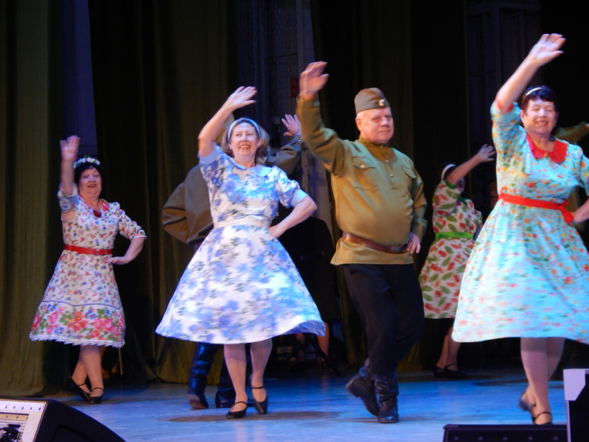 Администрация Камышина зовет горожан на патриотический концерт по пригласительным билетам