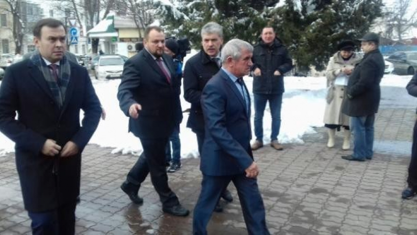 Волгоградские оппозиционеры тайно съездили в Краснодар поговорить с кандидатом в президенты Павлом Грудининым