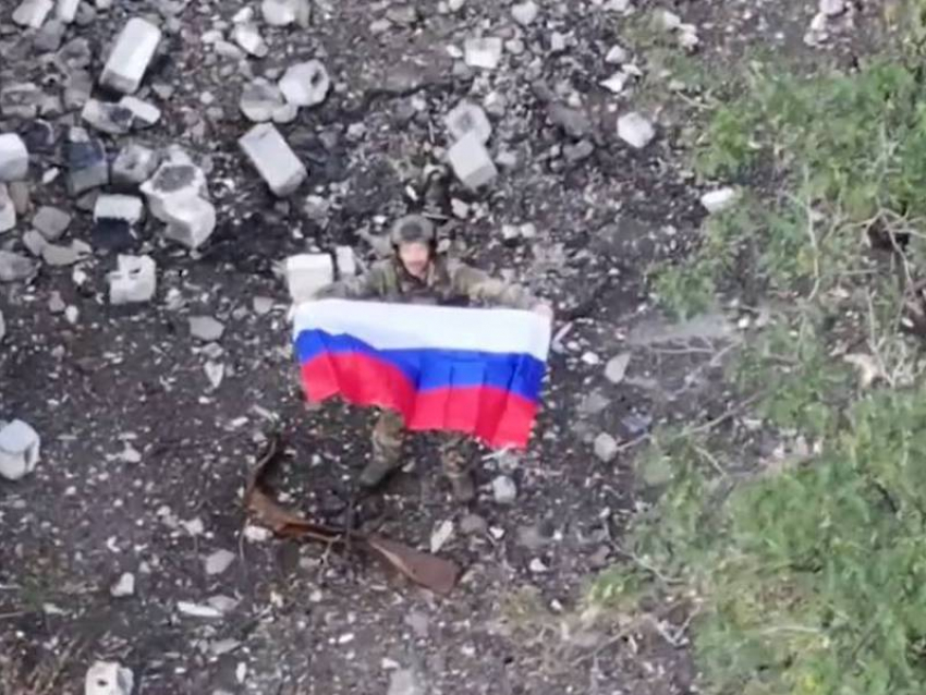 Новости СВО на утро 18 октября: к чему привела встреча Зеленского и Трампа, Новопавловку освободили хитростью, ВС РФ выгоняют ВСУ на запад из Покровска