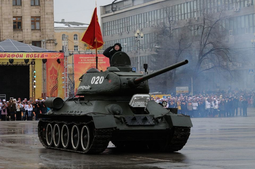 Воины Камышинского гарнизона завтра примут участие в репетиции парада в честь 75-летия разгрома гитлеровцев на Волге