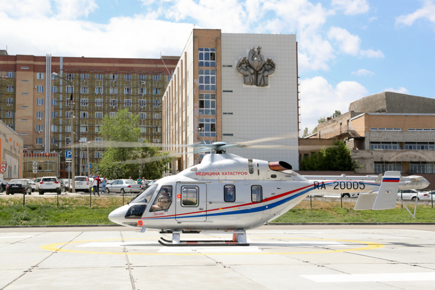 Жителя Камышина вертолетом доставили в Волгоградской области