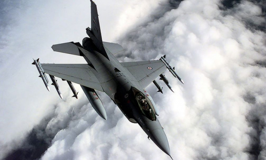 Готовили под F-16: Россия ударила в район военного аэродрома подо Львовом, - «Блокнот - Россия"