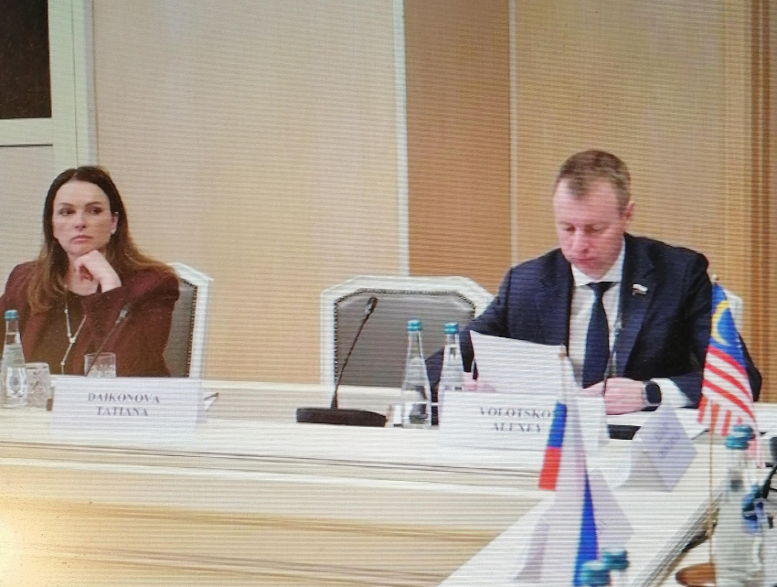 Депутат камышан в Госдуме Алексей Волоцков заявил, что скоро нам можно будет напрямую слетать на прогулку в Малайзию