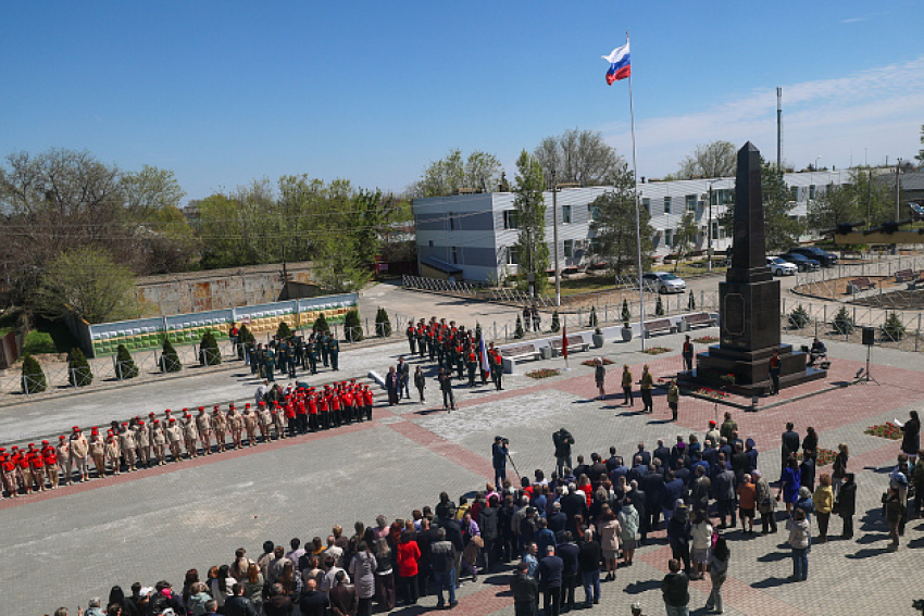 В райцентре Светлый Яр открыли «Рубеж Сталинградской доблести": как выглядят стелы в других муниципалитетах