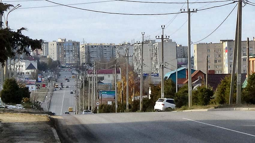 По дамбе 3-го городка водители опять начали разгоняться, наплевав на камеру, - камышанин