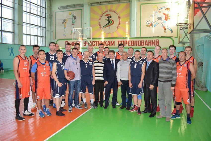 В Камышине на базе спортивной школы открыто отделение баскетбола