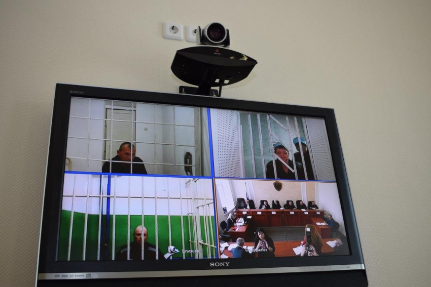 В Камышине ушло в суд дело в отношении заключенного ИК-24, оскорбившего судью во время процесса по видеоконференцсвязи