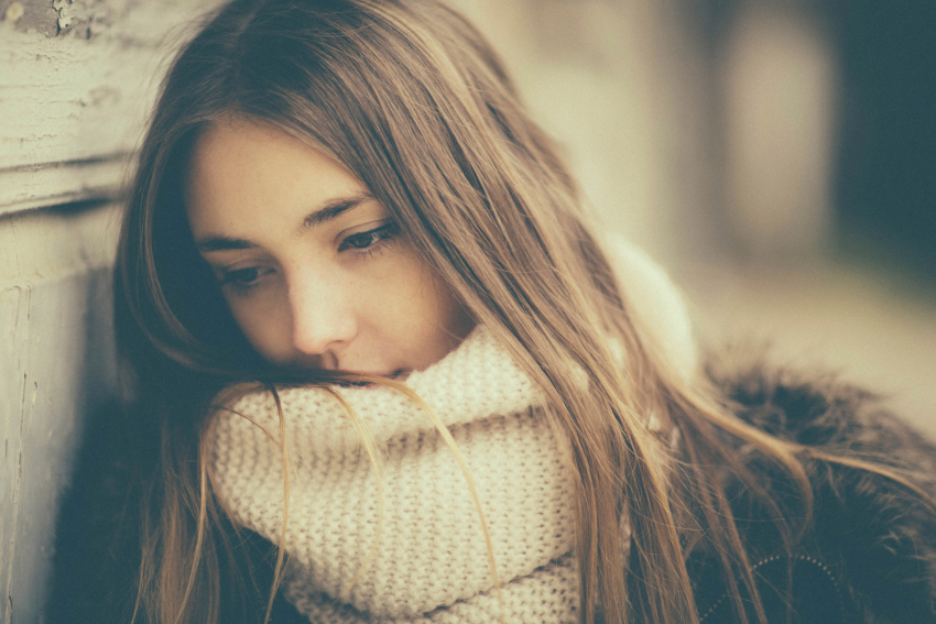 Администрация Камышина ищет семью доброй, отзывчивой девочке, оставшейся без мамы и папы